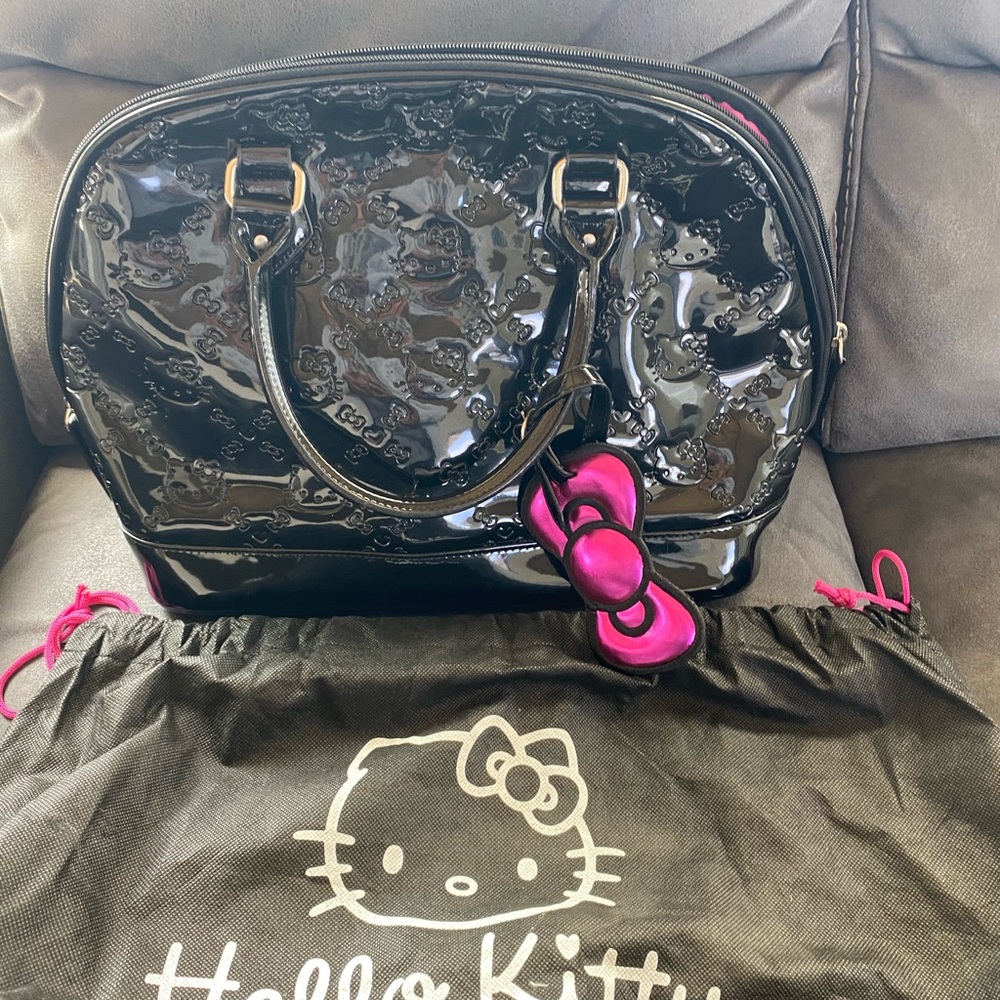 Hello kitty purse